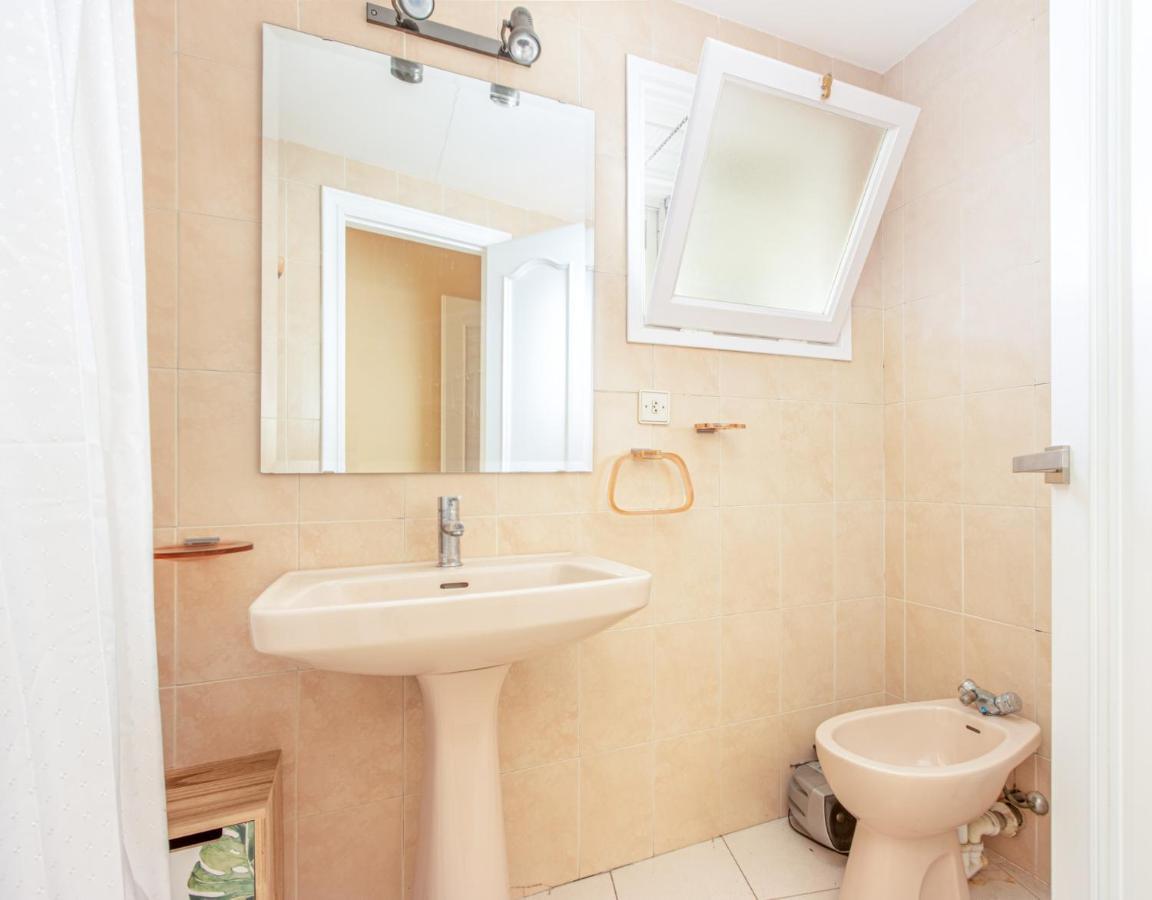Dali City Apartamento Фігерас Екстер'єр фото